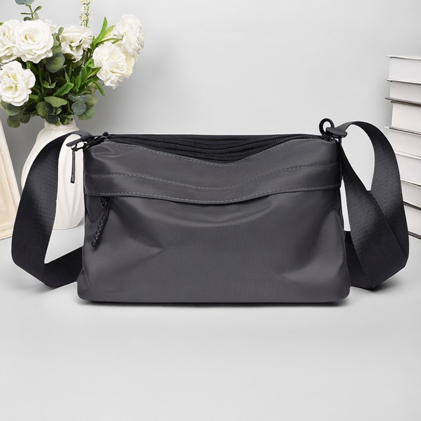 男士皮膜斜挎包潮流2025新款尼龙包学生休闲单肩包时尚男士商务包,箱包皮具/热销女包/男包,男士包袋,淘宝优惠券,粉丝福利购,淘宝优惠卷