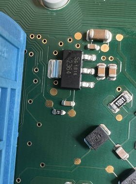 42364  适用大众迈特威仪表 EM4093 旁边的三极管