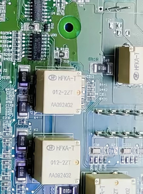HFKA-T 012-2ZT 适用于奇瑞汽车电脑板 车门锁控制继电器 10脚
