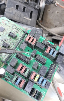 ACJ1112 ACJ1212 12V 适用日产尼桑阳光油泵继电器 汽车继电器5脚