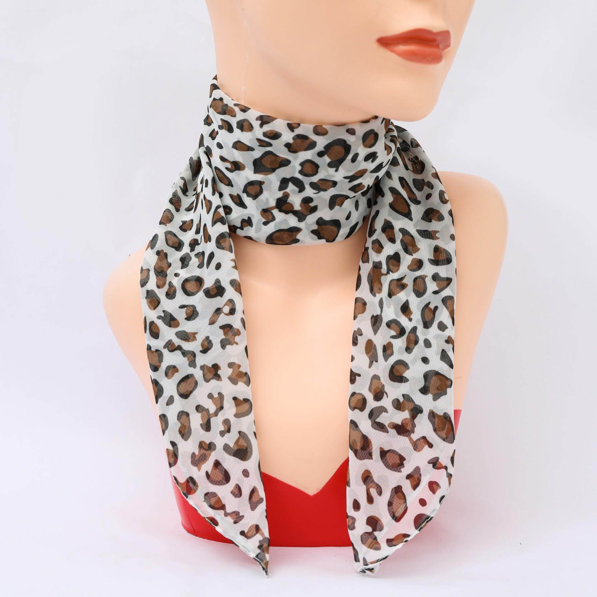 经典款式豹纹70小方巾雪纺印花柔软清新甜美韩版围巾丝巾领巾