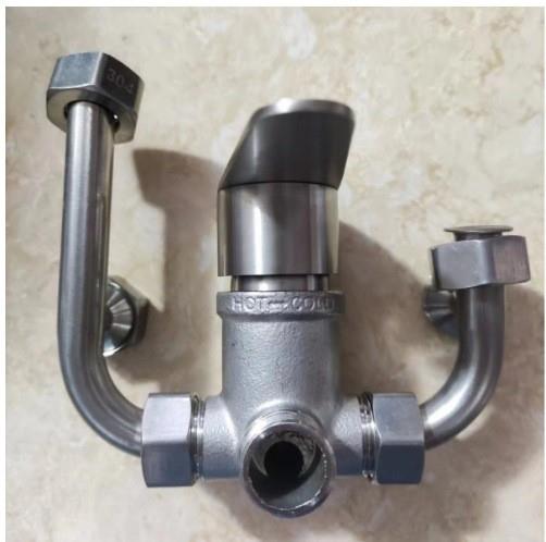明装热水器混水阀二进一冷热淋浴开关型阀304不锈钢热水器混合阀