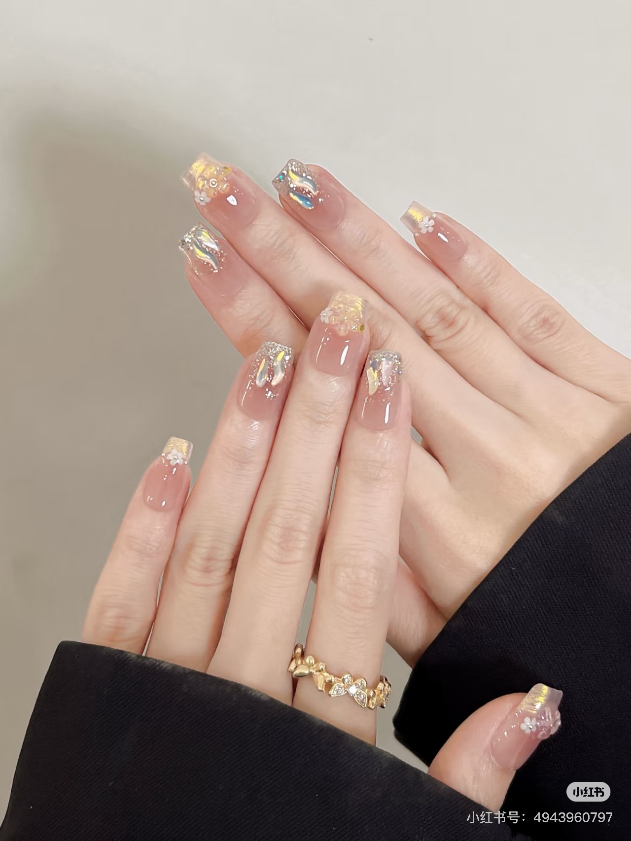 纯手工穿戴甲高级感2024新年款碎钻仙女美甲精致美甲贴片北极之春