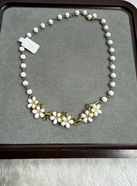 青岛中古白色花朵珍珠镶钻耳钉项链饰品欧美轻奢香风中古饰品套装