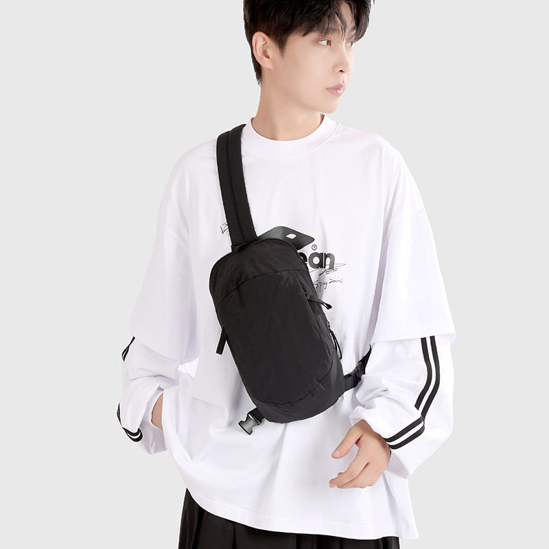 新款超轻防水胸包男女休闲单肩斜挎包日系简约小挎包旅游骑行背包,箱包皮具/热销女包/男包,胸包,淘宝优惠券,粉丝福利购,淘宝优惠卷