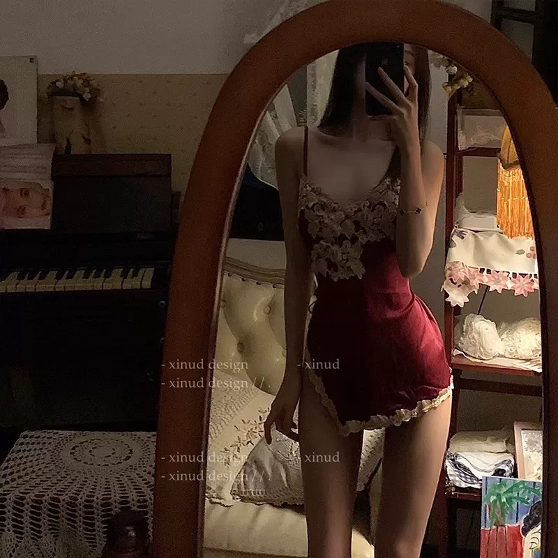 大码冰丝睡衣套装女夏款2024新款情侣纯欲吊带家居服情趣性感内衣