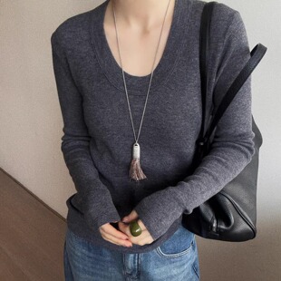 欧洲站2025冬季新款修身显瘦U领细羊毛针织衫女长袖弹力打底衫