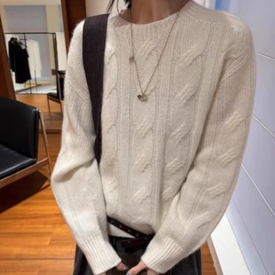 欧洲站2025冬装新款欧货温柔风软糯100%山羊绒圆领毛衣麻花纹上衣