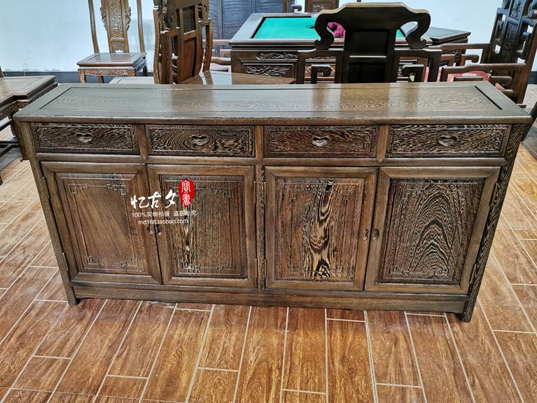 鸡翅木四门四斗素面仿古餐边柜