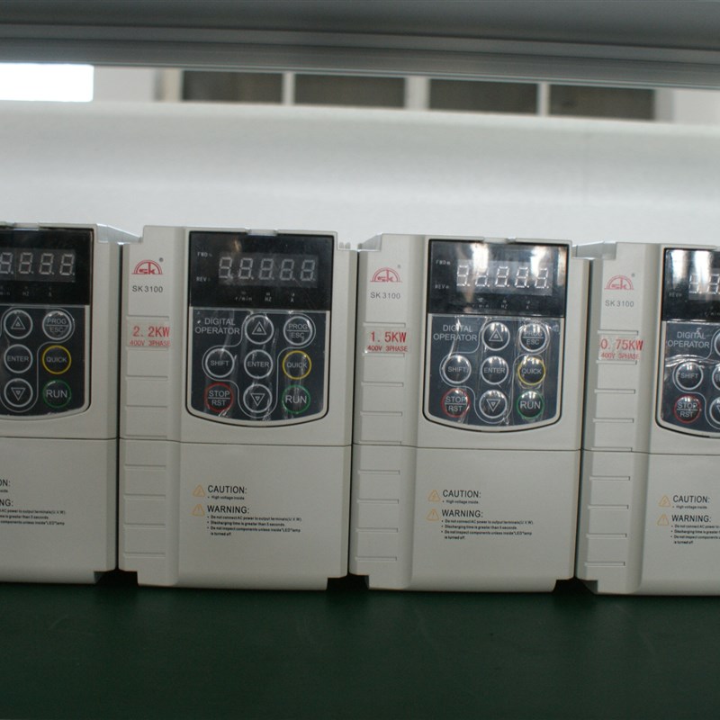 速凯变频器SK3100三相5.5KW 380V  2.2KW 4KW 0.75 220V 7.5