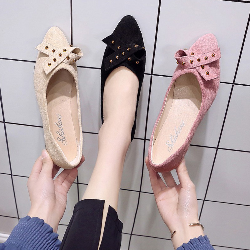 春季平底鞋女尖头四季网红单鞋软底鞋子2019新款百搭秋鞋韩版女鞋在类目 女鞋, 低帮鞋中 - 来自Buy2taobao.com提供专业的淘宝代购服务