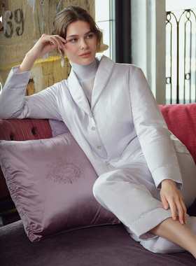 LizaCheng商场同款冬季新品厚款家居服套装夹棉桑蚕丝睡衣LL00232