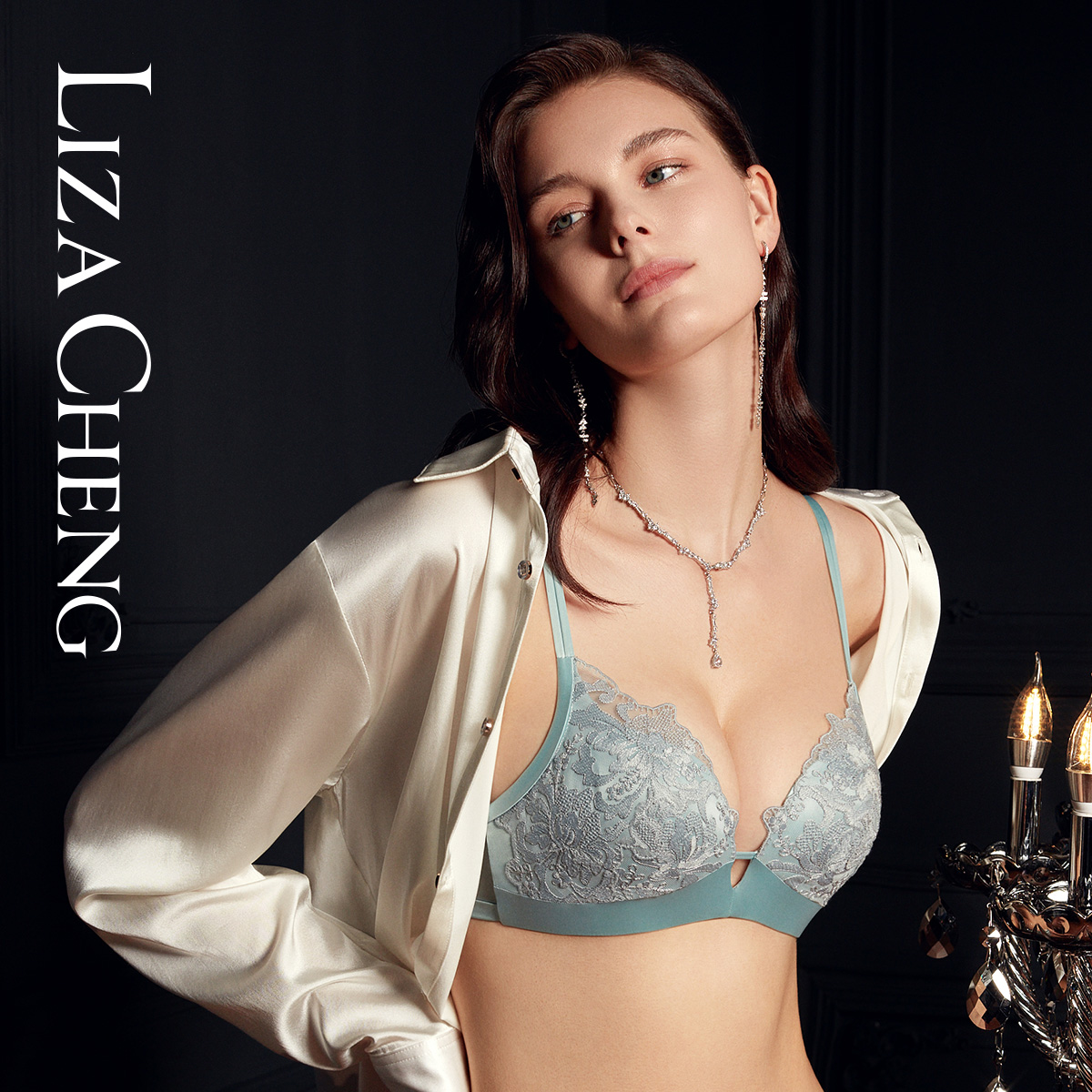 立体蕾丝lizacheng无钢圈性感