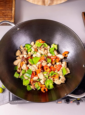 德国prefered双耳窒化铸铁爆炒铁锅家用安全健康无涂层燃气灶炒锅