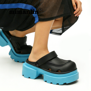 超火黑蓝拼色厚底洞洞鞋穆勒凉拖女夏外穿潮酷松糕底透气时尚凉鞋