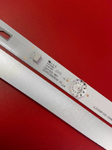 适用松下TH-32D400C灯条JL.D32061330-004BS-M 32D1500 32HR332M0