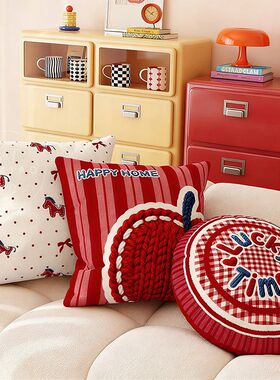 红色新年节日氛围感印花抱枕床头靠垫居家靠枕办公室抱枕沙发枕头