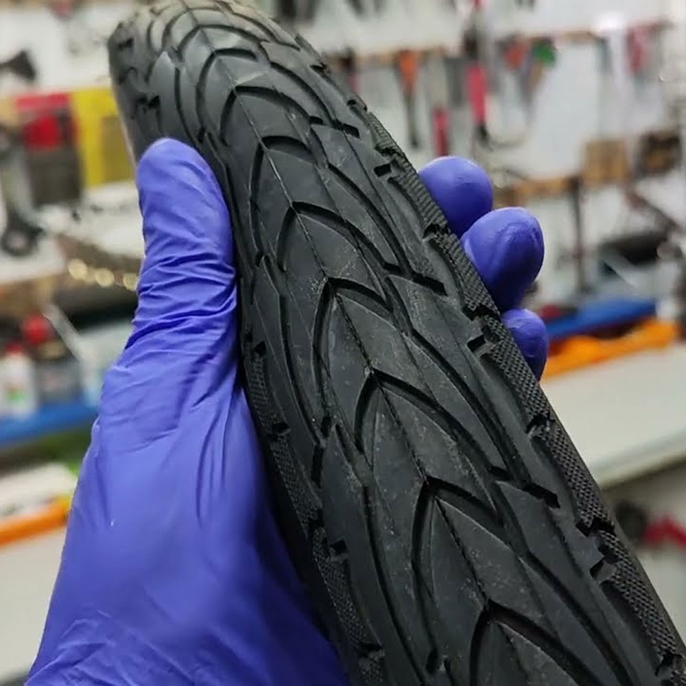 玛吉斯长途旅行防刺半光头外胎