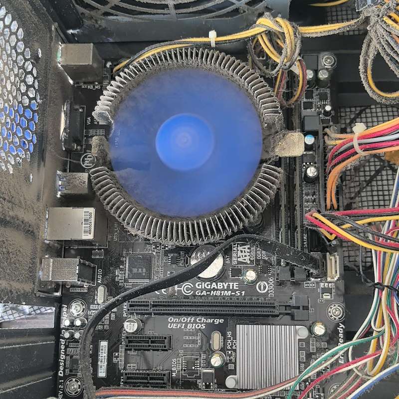 可维修-技嘉GA-H81M-S1 主板 送cpu 带二条内存条8G-询价