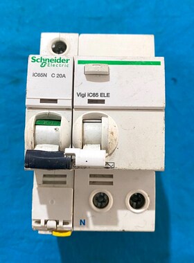 施耐德IC65NC20A原装实物拍摄顺丰到付 可 议价