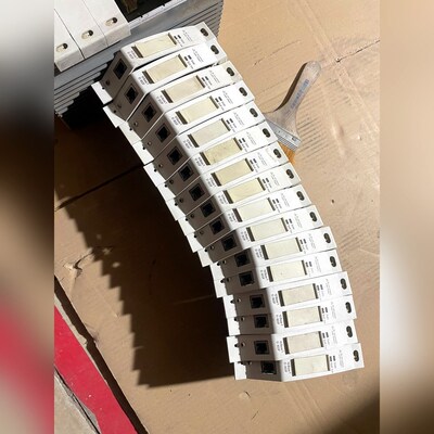 ABB模块EI803F大量现货.落灰比较大 议价