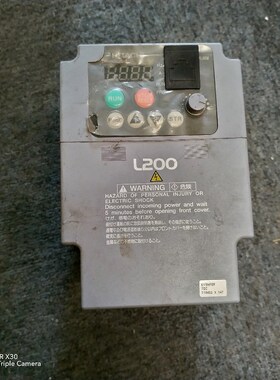 日立变频器L200-015NFEF1.5KW 议价