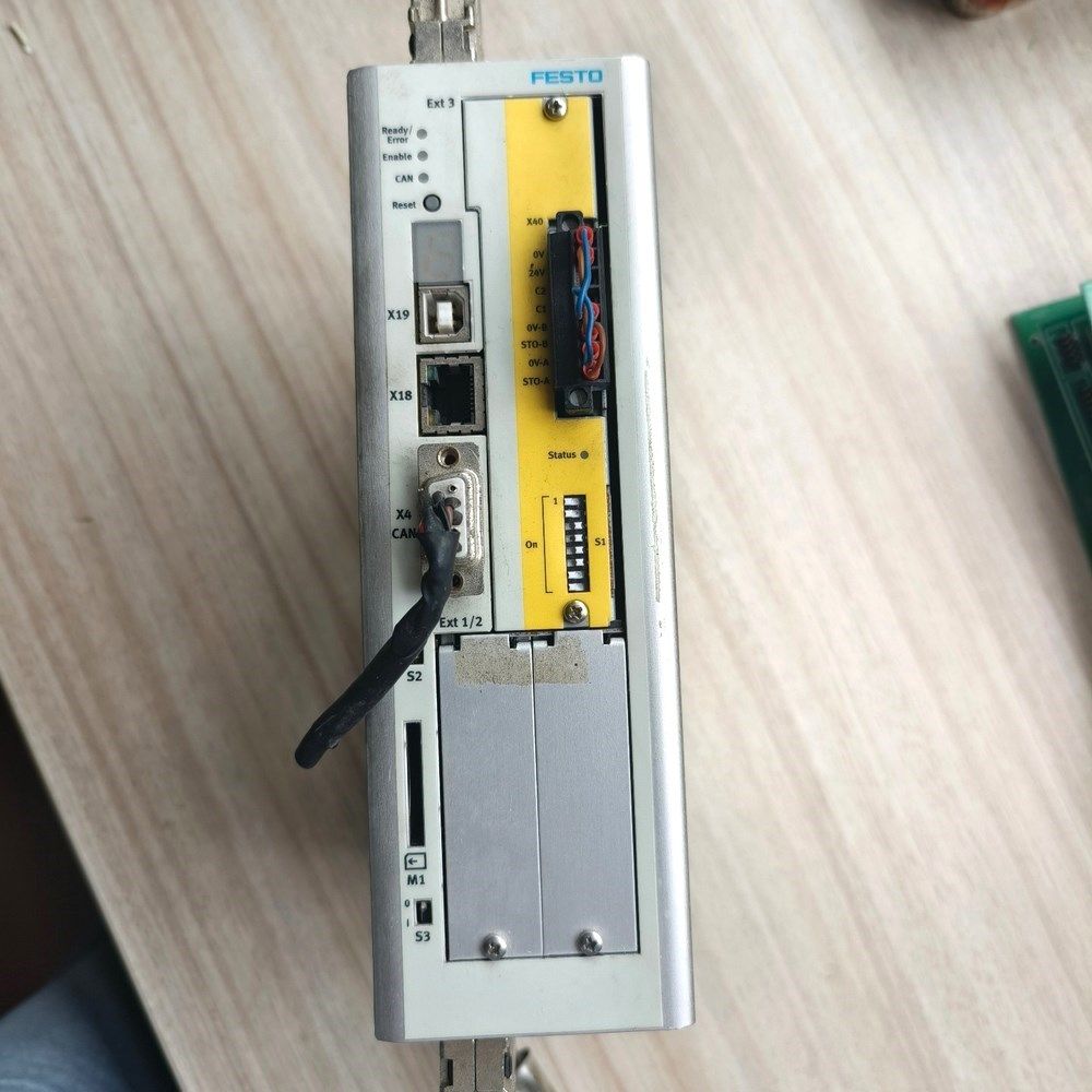 费斯托的控制器CMMP-AS-C5-3A-M3 现货20台 议价