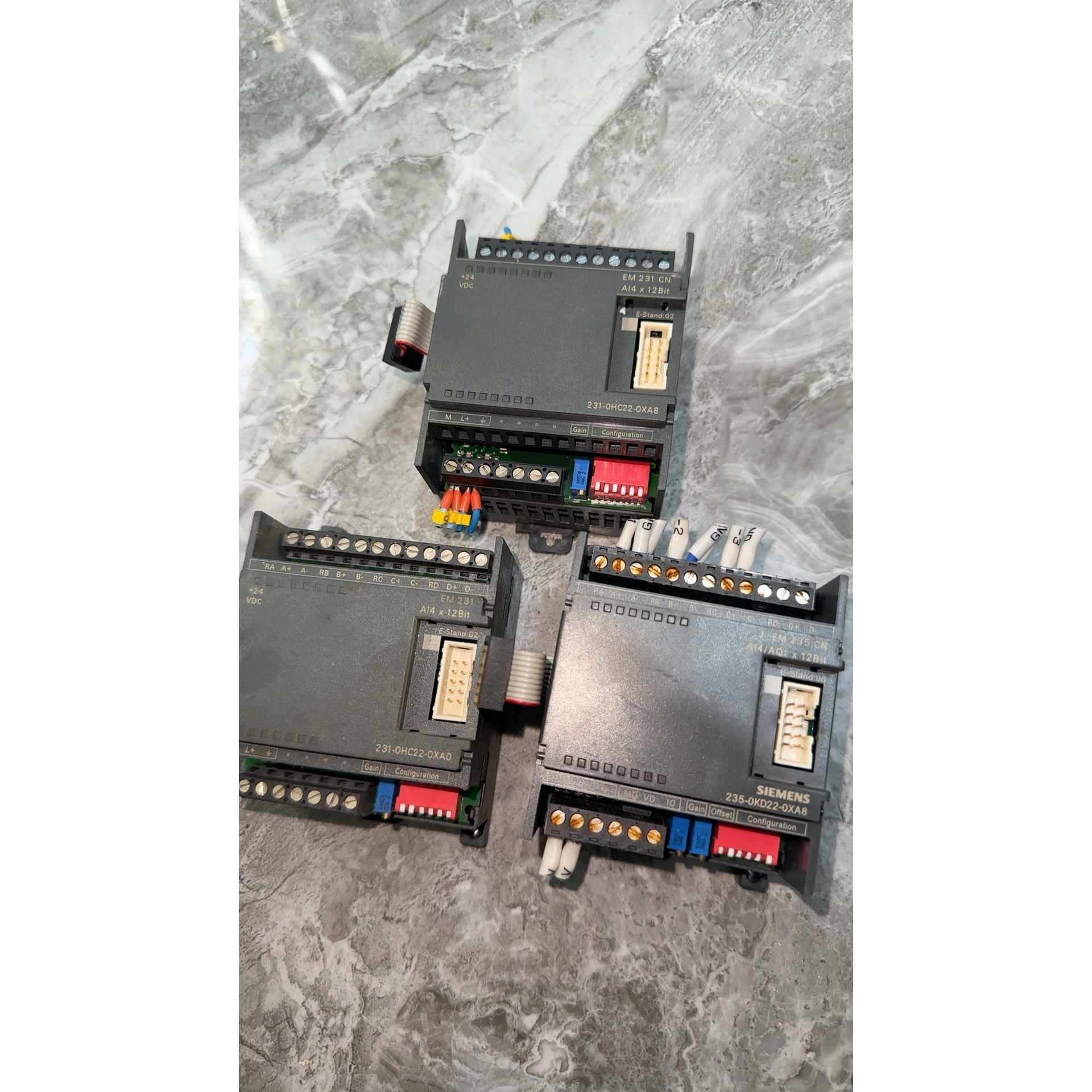 231-0HC22两个235-0KD22一个外壳 议价