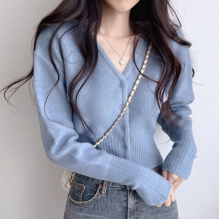 慵懒风短款修身蓝色毛衣外套女2024年秋冬新款温柔风小众针织开衫