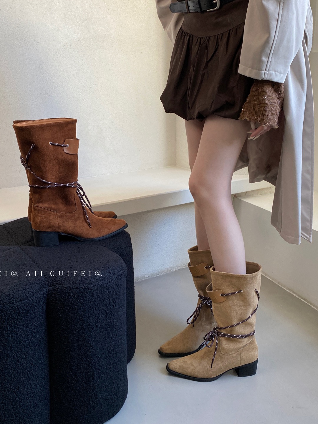 真皮复古英伦风西部牛仔靴女粗跟尖头中筒靴绒面高级感绑带马丁靴