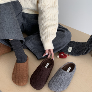 韩系小众设计包头拖鞋女厚度一脚蹬复古懒人鞋加绒保暖休闲棉拖鞋