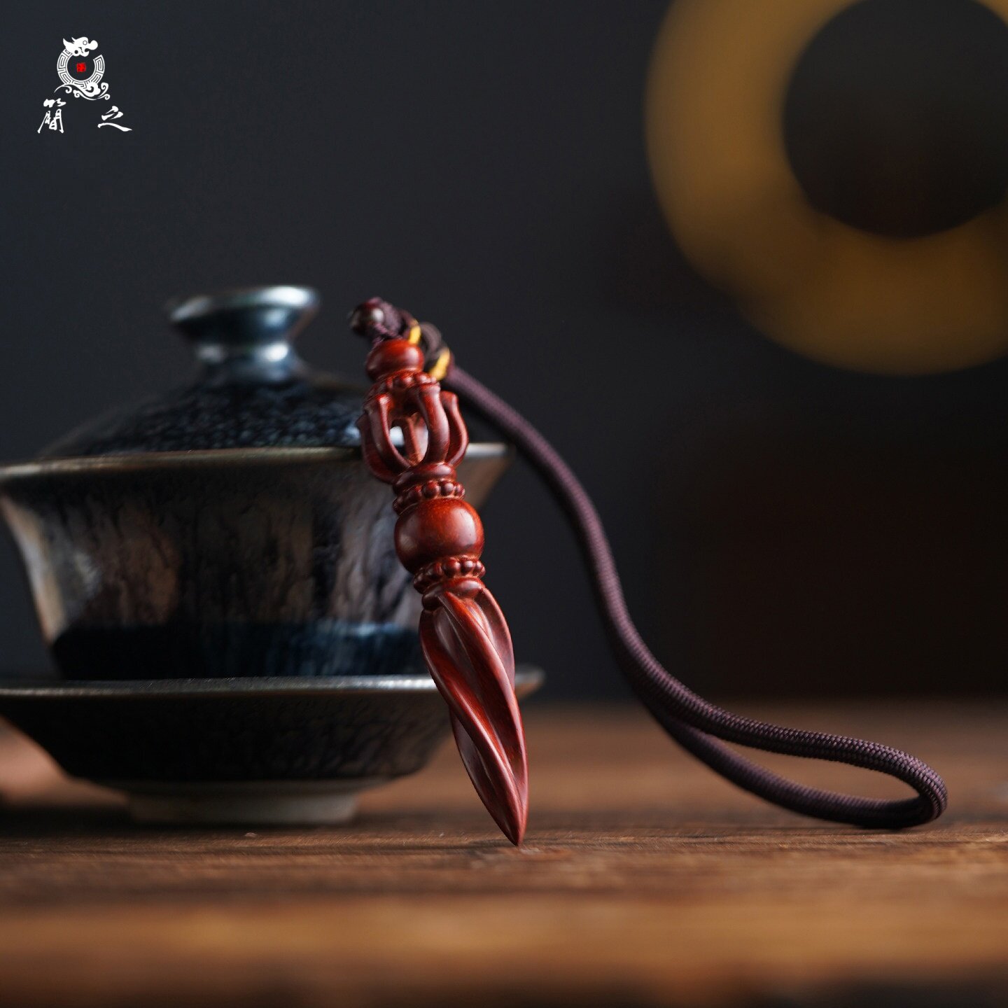 印度小叶紫檀木雕降魔杵手把件