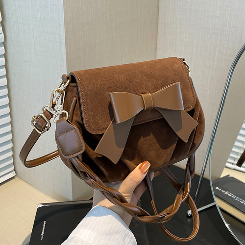 2060包袋高级质感马鞍包