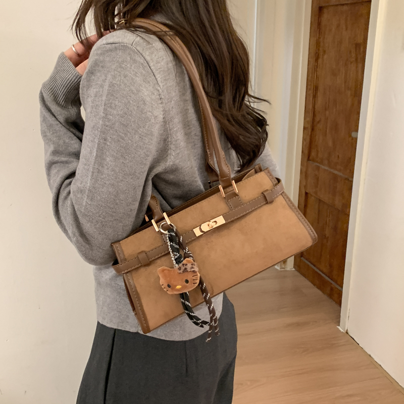 气质时尚高级感单肩手提通勤休闲百搭简约2025冬季女式托特包包