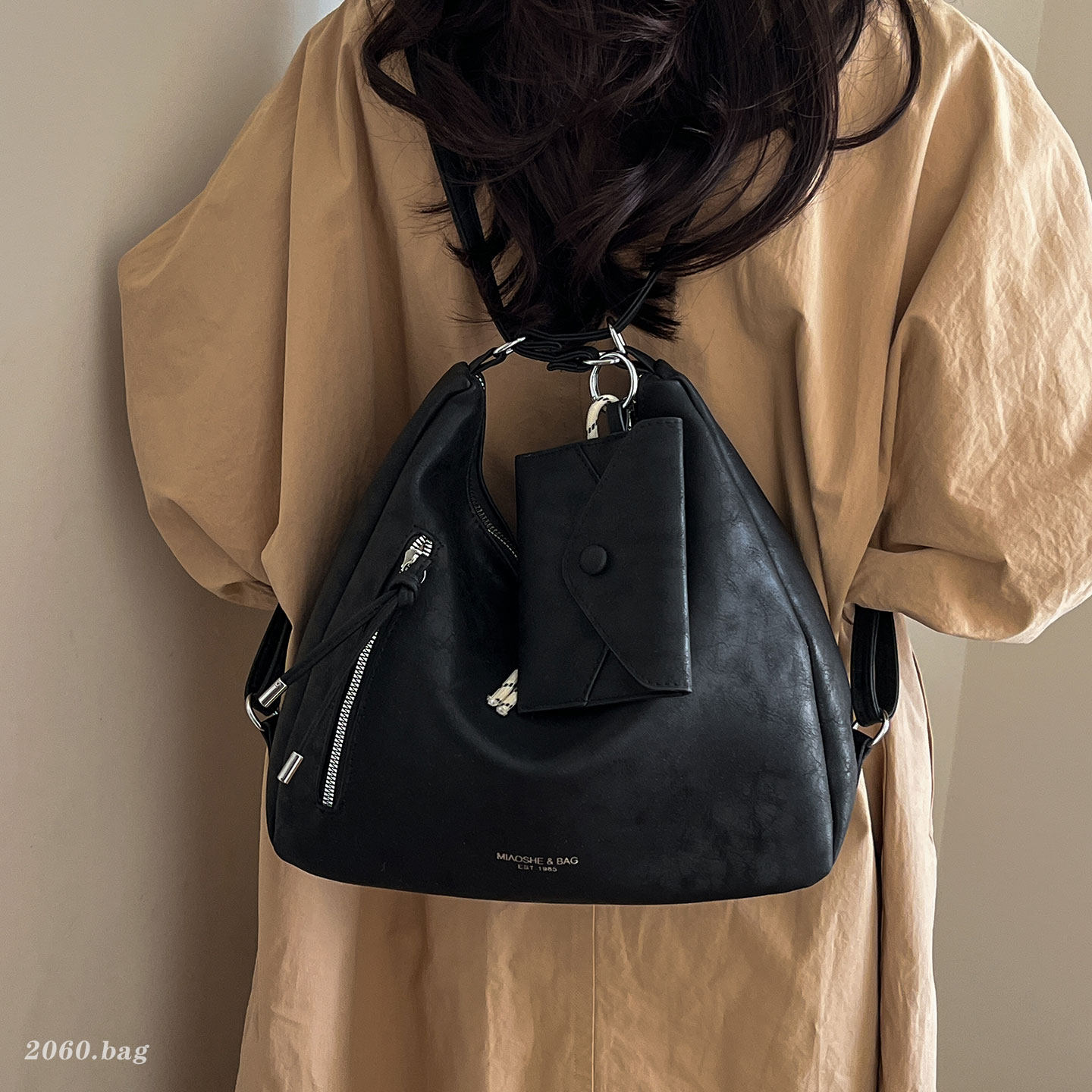 复古简约多功能大容量托特包女2026新款斜挎包通勤时尚潮单肩包,箱包皮具/热销女包/男包,通用款女包,淘宝优惠券,粉丝福利购,淘宝优惠卷