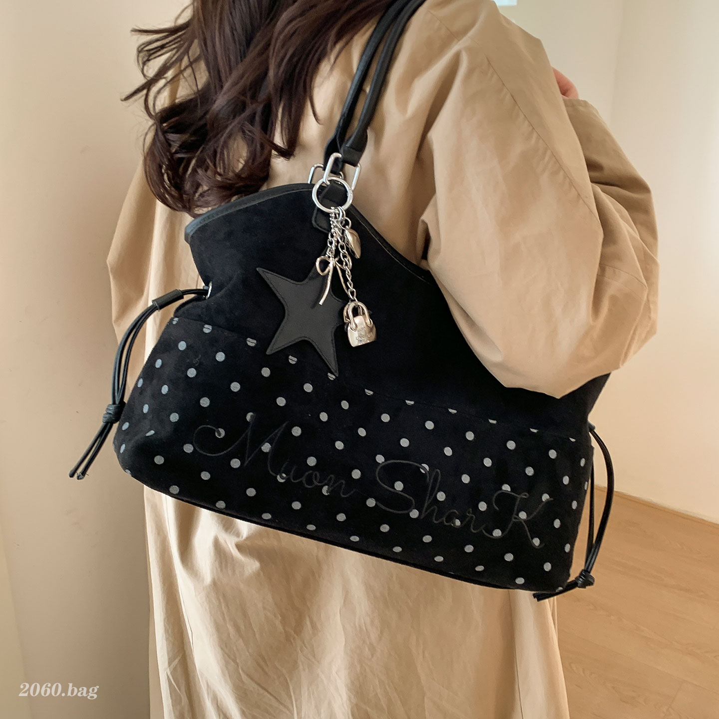 韩版ins复古波点托特包女2025新款大容量百搭气质通勤单肩斜跨包