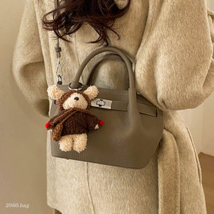 单肩斜挎手提水桶包 女式 洋气质感极简高级感百搭时尚 精致2025冬季