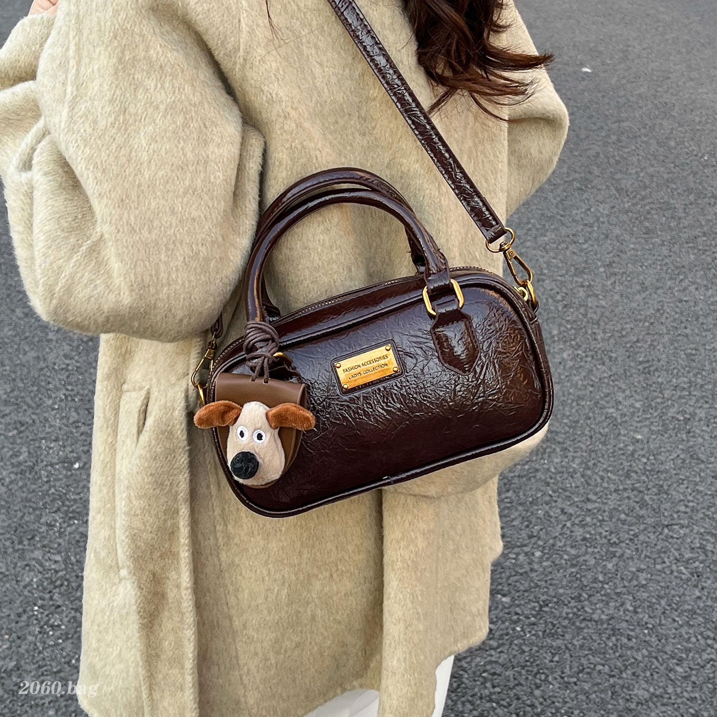 时尚百搭保龄球包2025韩版新款女复古通勤精致洋气单肩斜斜挎包包