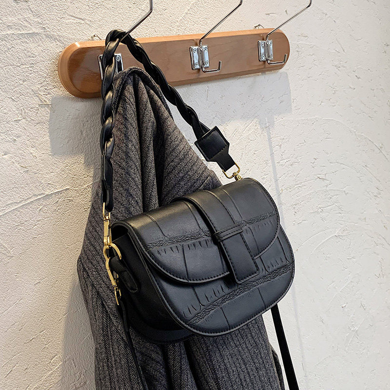 流行的小包包女2025春夏新款潮时尚单肩腋下包百搭斜挎ins马鞍包,箱包皮具/热销女包/男包,马鞍包,淘宝优惠券,粉丝福利购,淘宝优惠卷