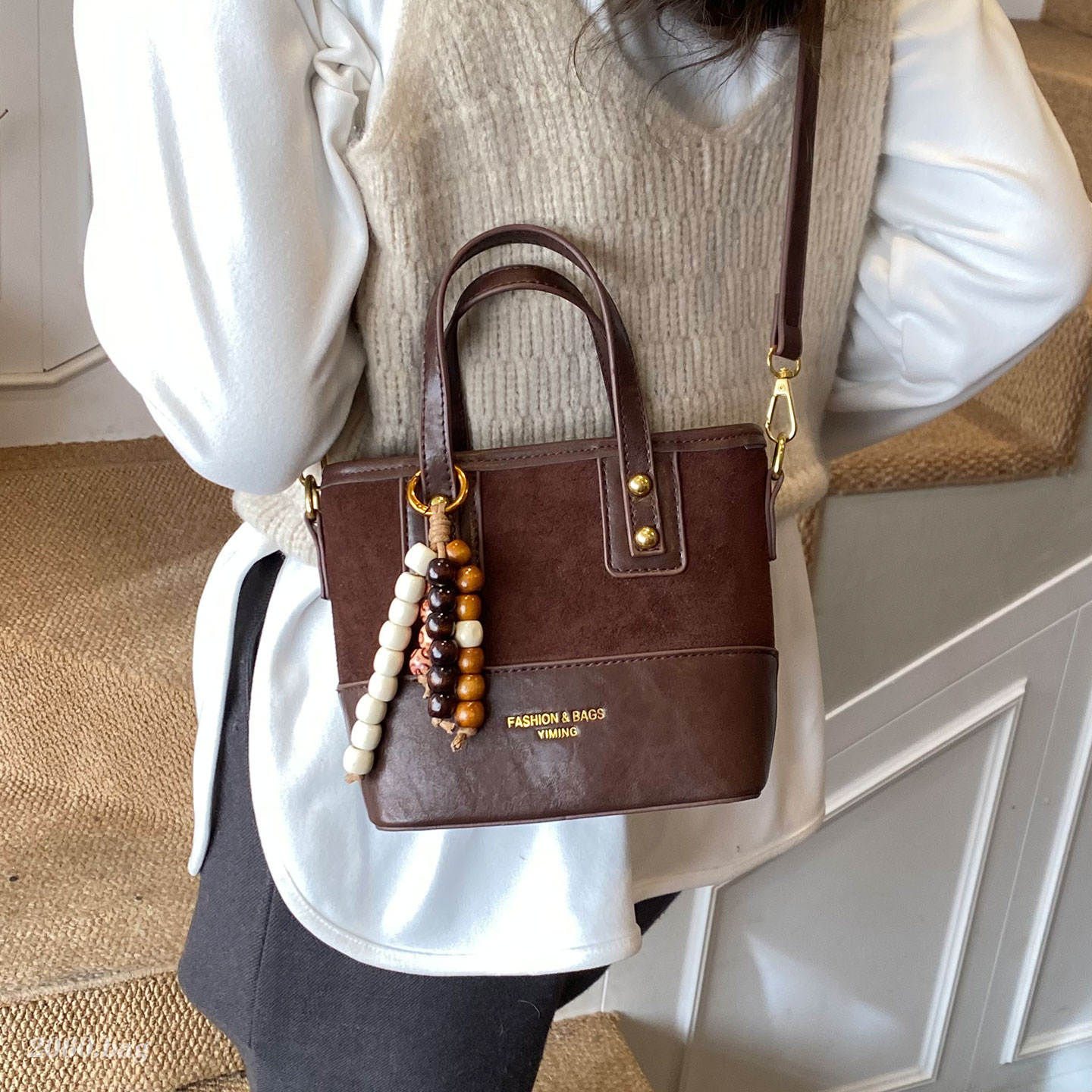 复古通勤水桶包女2025新款百搭休闲手提包韩版ins麂皮单肩斜挎包