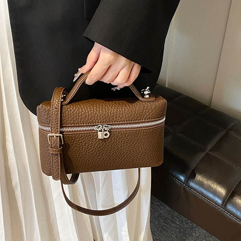 2060手拎时尚休闲百搭小方包