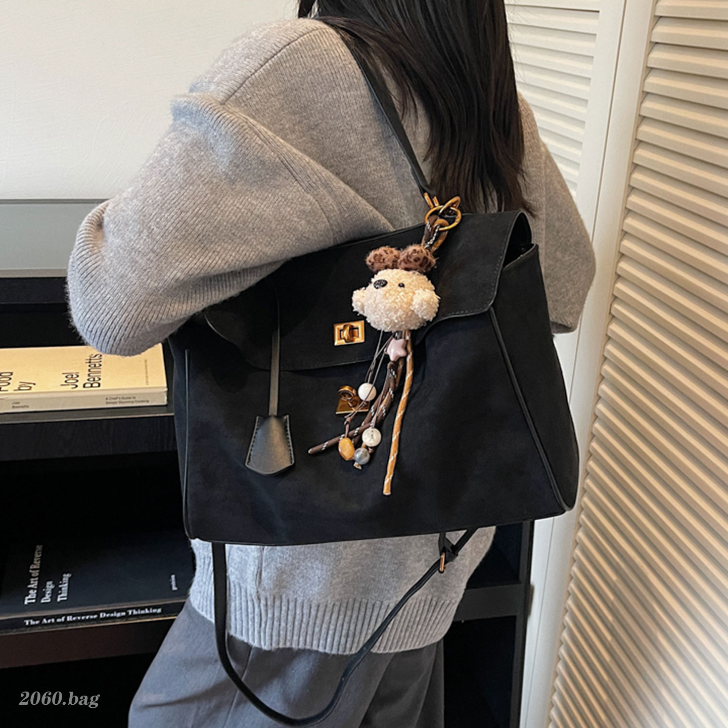 洋气时尚精致百搭简约高级感气质休闲2025秋季女式单肩斜挎包包