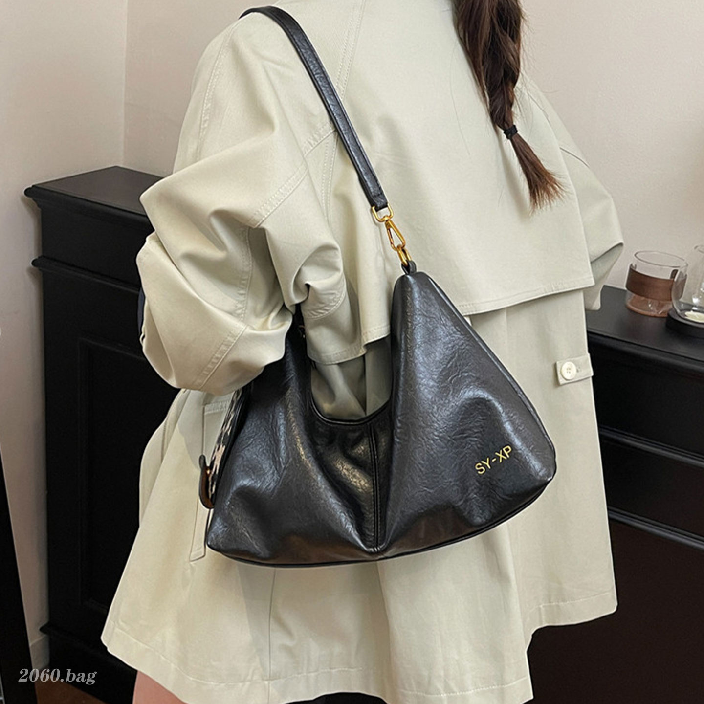 时尚精致高级感皮质气质单肩斜挎洋气通勤2025冬季女式手提托特包