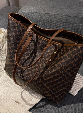 高级感大容量包包小众百搭通勤包女2025新款潮质感手提托特包大包