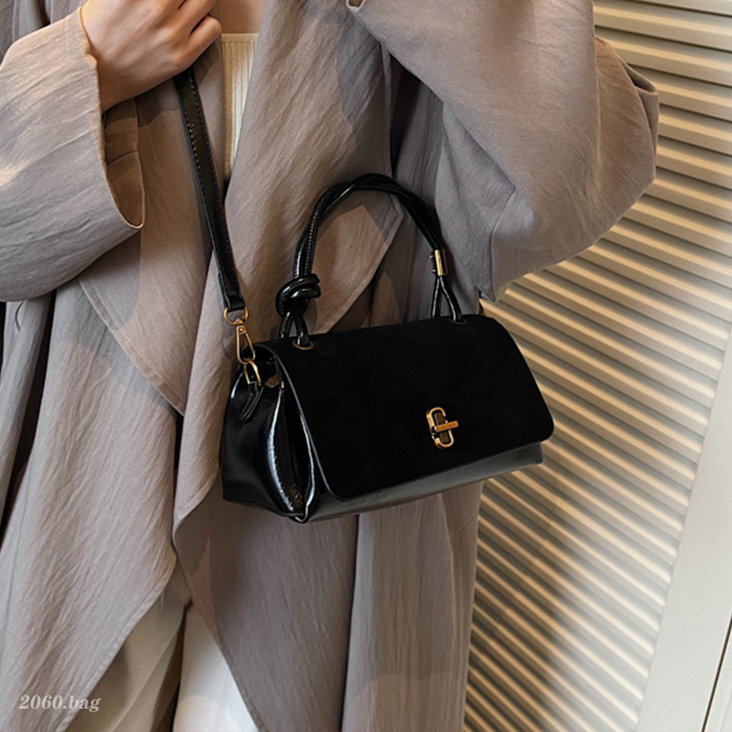 洋气时尚精致锁扣百搭气质通勤单肩斜挎2025女式秋冬手提小方包