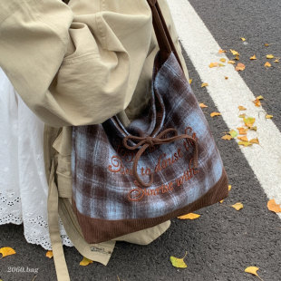 格子大容量单肩包2025灯芯绒女式 韩版 双面可背斜挎包包 新款 秋季