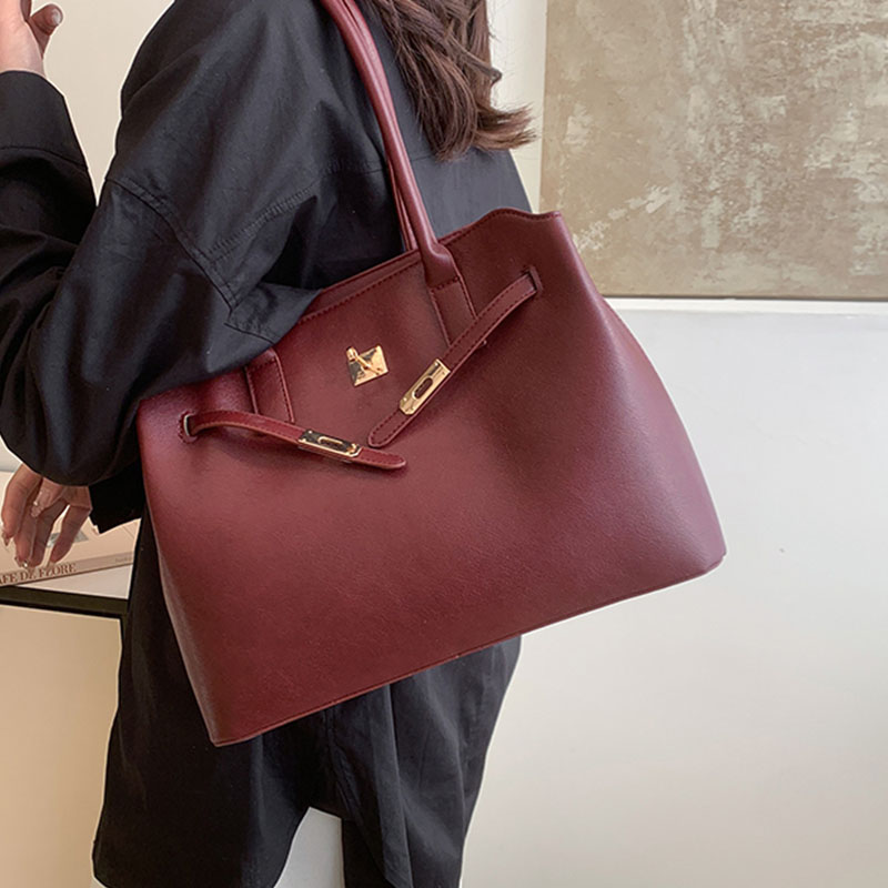 2060高级感腋下托特包大容量时尚