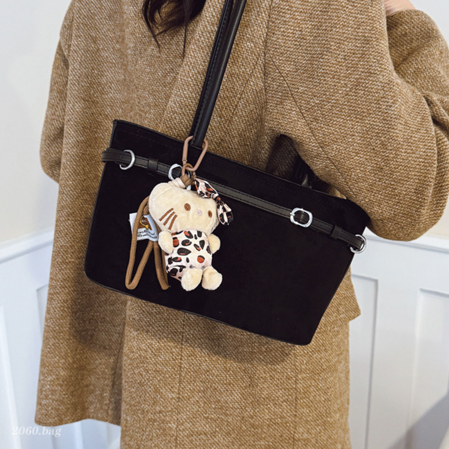 韩系时尚精致百搭休闲洋气大学生上课单肩手提2025秋冬女式托特包