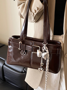 高级感腋下包女2025春季新款时尚潮流单肩包韩版小众设计通勤女包