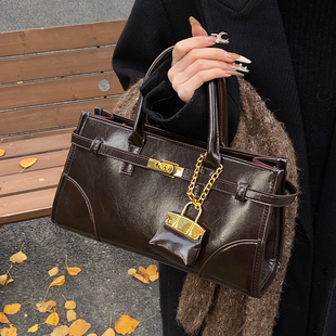 小众时尚 复古休闲单肩包高级感女包 油蜡皮手提公文包2025秋冬新款